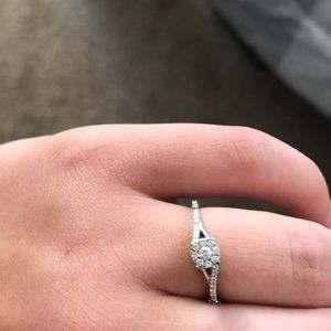 Disney engagement ring 1/5 ct